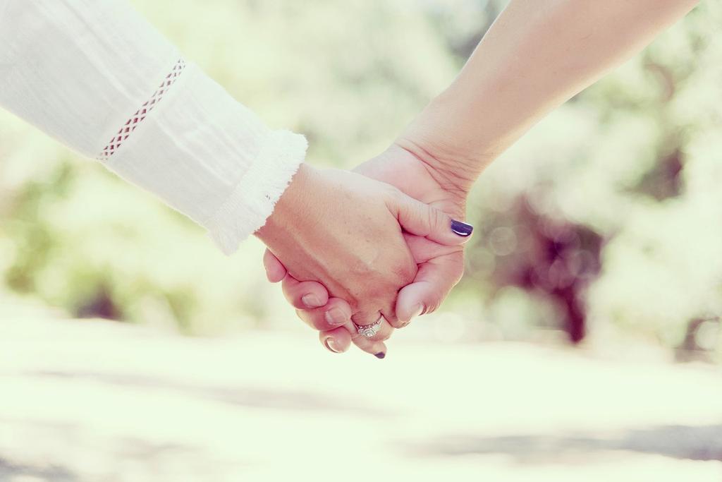 Customer support specialist assisting client with cybersecurity solutions